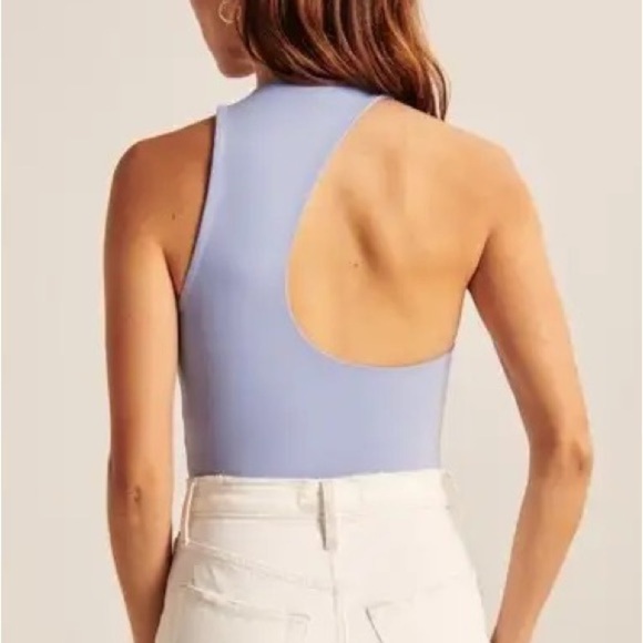A&F Double-Layered Seamless Fabric Open Back Bodysuit - Picture 1 of 3